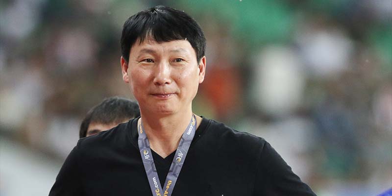 HLV Kim Sang Sik chốt danh sách triệu tập