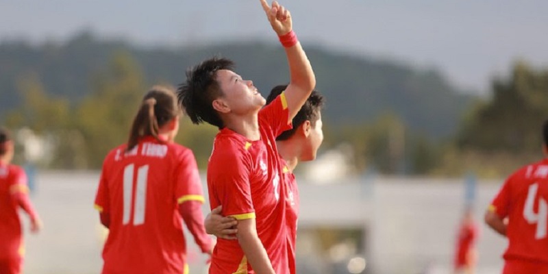 Các cầu thủ nữ trẻ của Việt Nam đã đánh bại Indonesia thuyết phục